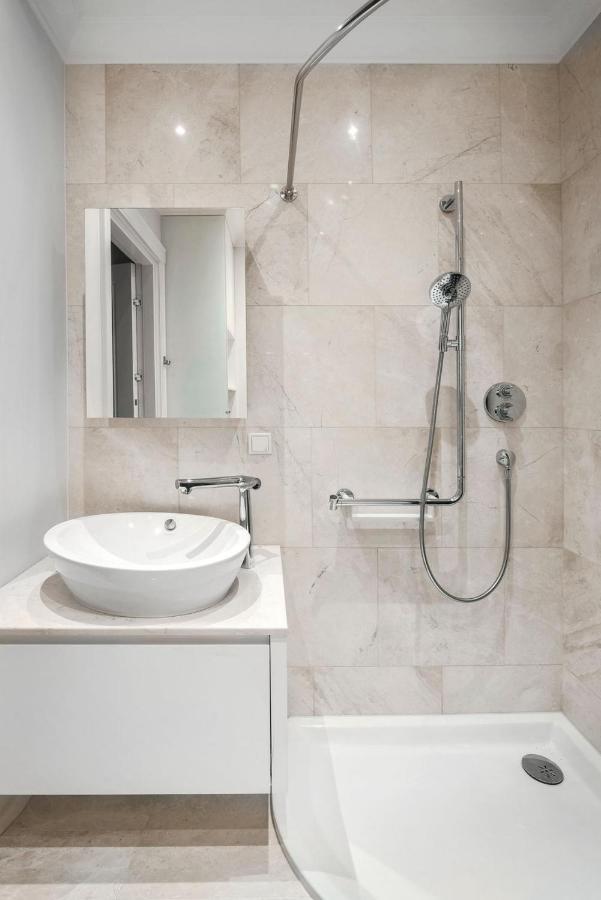 Design Studio Apartment With Balcony By Hostlovers Κάουνας Εξωτερικό φωτογραφία
